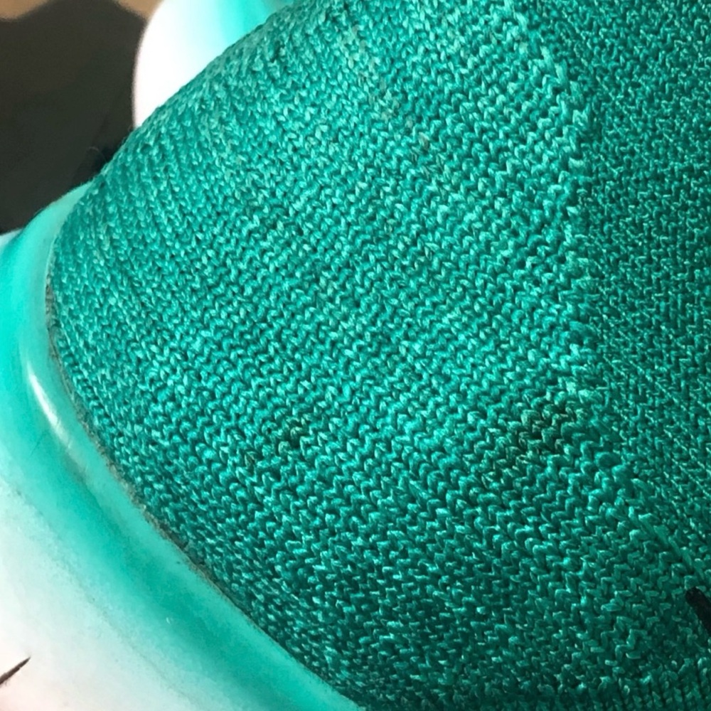 Nike FREE RUN FLYKNIT Sneakers in Teal and Black 7Y/8.5W - Picture 6 of 6
